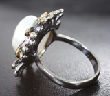 Серебряное кольцо с жемчужиной 9,99 карата и синими сапфирами