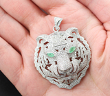 Крупный серебряный кулон «Тигр» с изумрудами Серебро 925