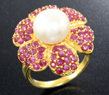 Превосходное серебряное кольцо с жемчугом и пурпурными сапфирами