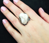 Серебряное кольцо с жемчужиной барокко 37,93 карата и синими сапфирами Серебро 925