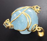 Кулон с миниатюрой «Цветок» из цельного аквамарина 53,29 карата и ограненными аквамаринами