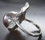 Серебряное кольцо с цветной жемчужиной барокко 27,04 карата и синими сапфирами Серебро 925