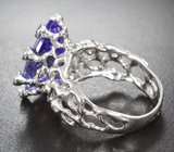 Кольцо с танзанитом 8,23 карата и демантоидами Золото