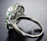 Замечательное серебряное кольцо с жемчугом, изумрудами и черными шпинелями Серебро 925