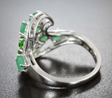 Изысканное серебряное кольцо с изумрудами и диопсидами