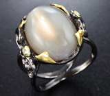 Серебряное кольцо с лунным камнем с эффектом кошачьего глаза 20+ карат и топазами Серебро 925