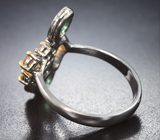 Серебряное кольцо с изумрудами высоких характеристик и желтыми сапфирами Серебро 925