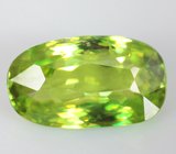 Кулон с желто-зеленым сфеном высокой дисперсии 3,85 карата