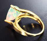 Золотое кольцо с фантастическим ограненным эфиопским опалом 3,55 карата Золото