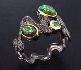Серебряное кольцо с кристаллическими черными опалами и зеленым турмалином Серебро 925