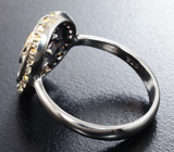 Серебряное кольцо с изумрудом высоких характеристик и сапфирами Серебро 925