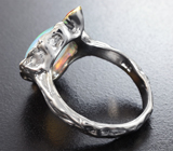 Серебряное кольцо с кристаллическим эфиопским опалом 3,35 карата и сапфирами