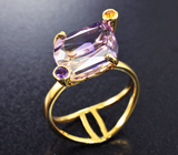 Золотое кольцо с чистейшим аметрином авторской огранки 5,99 карата, аметистом и желтым сапфиром