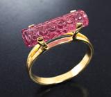 Кольцо с рубеллитом турмалином с резьбой по всей окружности 4,66 карата Золото