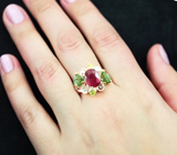 Серебряное кольцо с рубином, резными турмалинами и перидотами Серебро 925