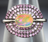 Великолепное серебряное кольцо с кристаллическим эфиопским опалом и розовыми сапфирами Серебро 925