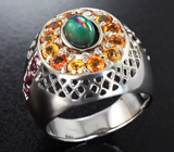 Серебряное кольцо с кристаллическим черным опалом, золотистыми сапфирами и родолитами Серебро 925