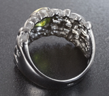Серебряное кольцо с перидотом Серебро 925