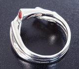Серебряное кольцо с сапфирами, изумрудом и диопсидами