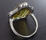 Серебряное кольцо с лимонным цитрином авторской огранки 16,81 карата и васильковыми сапфирами Серебро 925