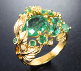 Золотое кольцо с невероятной красоты уральскими изумрудами 3,08 карата и бриллиантами Золото
