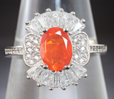 Чудесное серебряное кольцо с ограненным оранжевым опалом  Серебро 925