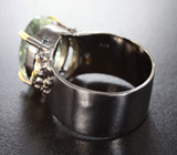 Серебряное кольцо с зеленым аметистом 10+ карат, турмалинами и топазами