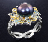 Серебряное кольцо с цветной жемчужиной и голубыми топазами Серебро 925