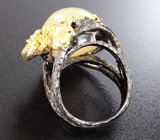 Серебряное кольцо с желтым опалом, хризопразом, диопсидами и родолитами