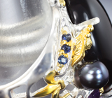 Серебряное кольцо с дымчатым кварцем, цветным жемчугом, аметистами и синими сапфирами