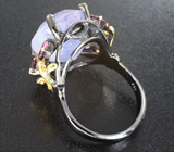 Серебряное кольцо с лавандовым аметистом 23+ карат, родолитами и синими сапфирами Серебро 925