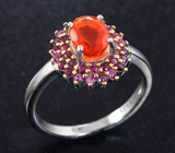 Чудесное cеребряное кольцо с ограненым опалом и пурпурными сапфирами
