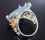 Серебряное кольцо с голубым опалом, пиропом и родолитами Серебро 925