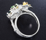 Серебряное кольцо с кристаллическими черными опалами, зеленым сапфиром, родолитом и альмандином гранатом Серебро 925