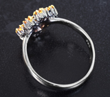 Серебряное кольцо с изумрудом высоких характеристик и золотистыми сапфирами Серебро 925