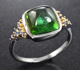 Серебряное кольцо с зеленым турмалином 5,07 карата и синими сапфирами Серебро 925