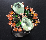 Серебряное кольцо с зелеными бериллами, диопсидами и оранжевыми опалами Серебро 925