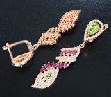 Впечатляющие серебряные серьги с перидотами, рубинами и цаворитами Серебро 925