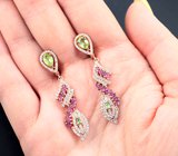 Впечатляющие серебряные серьги с перидотами, рубинами и цаворитами Серебро 925