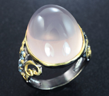 Серебряное кольцо с розовым кварцем 24+ карат и голубыми топазами Серебро 925
