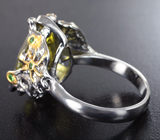 Серебряное кольцо с лимонным цитрином 7,88 карата и цаворитами Серебро 925