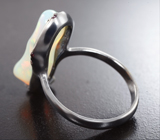Серебряное кольцо с кристаллическим эфиопским опалом 4,99 карата и сапфирами