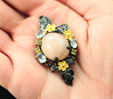 Серебряная брошь с морганитом, голубыми топазами и перидотами Серебро 925