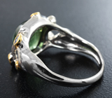 Серебряное кольцо с зеленым турмалином 4,32 карата и васильковыми сапфирами Серебро 925