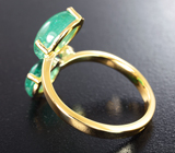 Золотое кольцо с уральскими изумрудами 3,27 карата и бриллиантом Золото