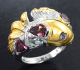 Серебряное кольцо «Золотая рыбка» с родолитами, аквамаринами и танзанитом Серебро 925