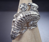 Скульптурное серебряное кольцо «Саламандра» с марказитами и рубинами