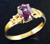 Золотое кольцо с насыщенно-розовым цирконом 2 карата