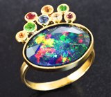 Золотое кольцо с черным опалом авторской огранки 2,32 карата, разноцветными сапфирами и цаворитами
