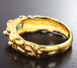 Золотое кольцо с уральским александритом цвета морской волны и бриллиантами Золото